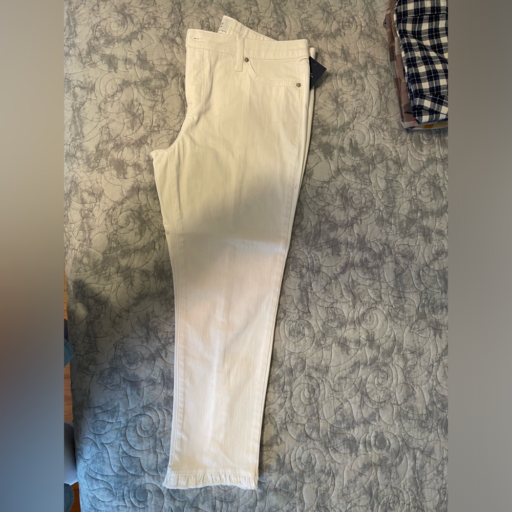 Women’s Cropped Pants